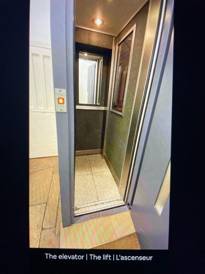 Cute One Bedroom In Le Marais パリ エクステリア 写真